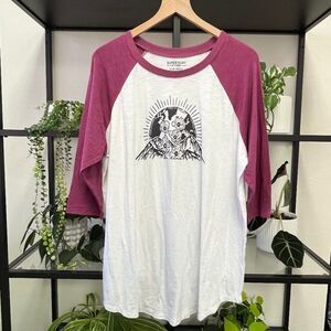 Torrid White & Maroon Baseball Tee with Be Kind Graphic - Size 2X